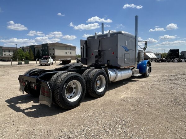 1999 379 Peterbilt - Image 5