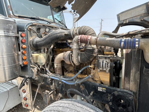 2006 379 EXHD Peterbilt - Image 12