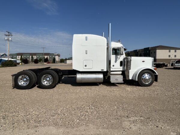 1998 Peterbilt EXHD 379 - Image 5