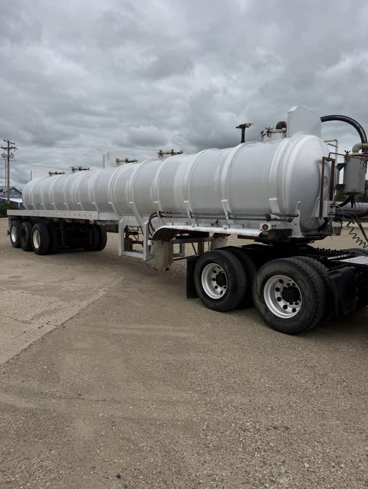 2012 Dragon 165 Vac Trailer - Image 3