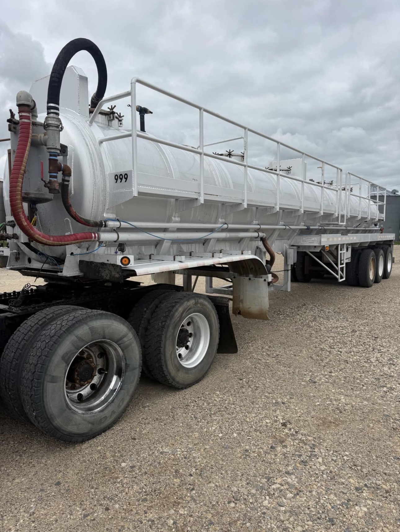 2012 Dragon 165 Vac Trailer